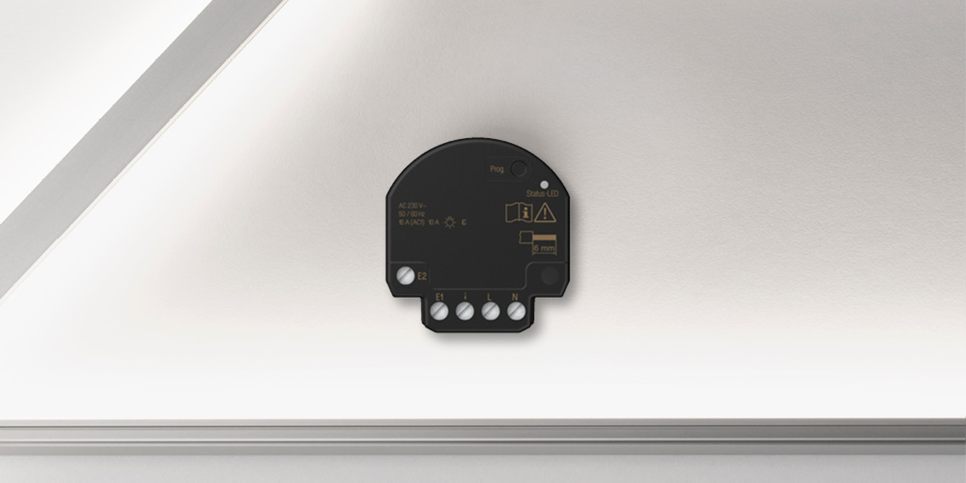 JUNG HOME Jalousieaktor Mini bei Pink Solar GmbH in Regensburg