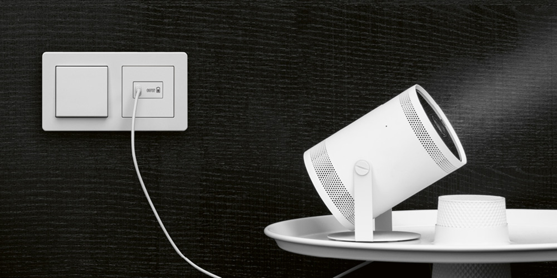 Ladegerät USB PD 60 bei Pink Solar GmbH in Regensburg