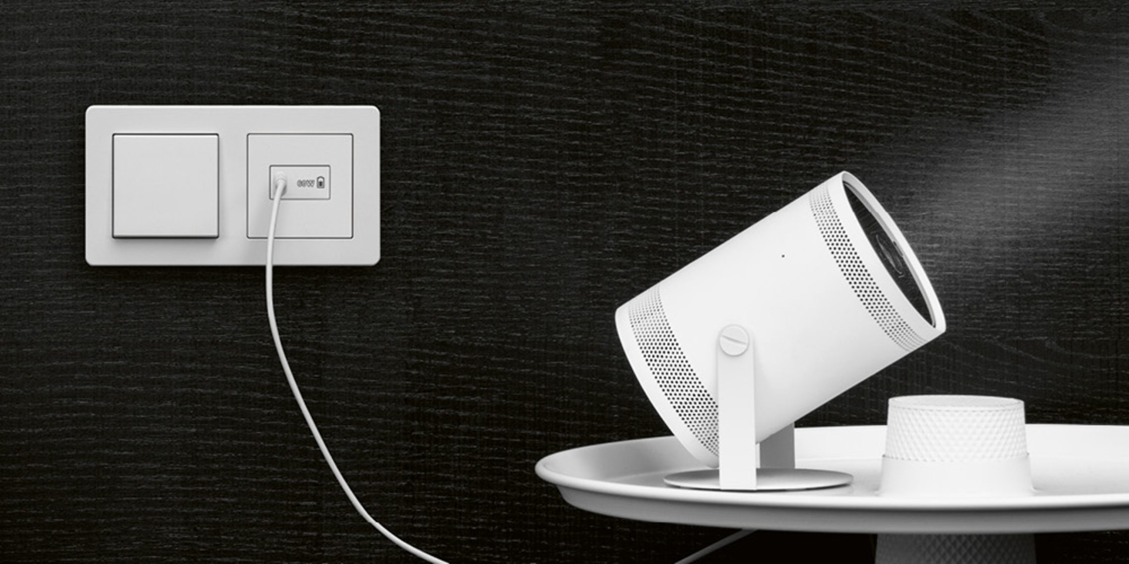 Ladegerät USB PD 60 bei Pink Solar GmbH in Regensburg